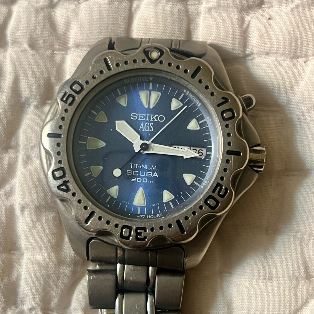 Seiko Titanium Dive Watch Blue Dial with Silver Case